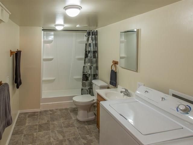 11820 E Mission Ave - Photo 16