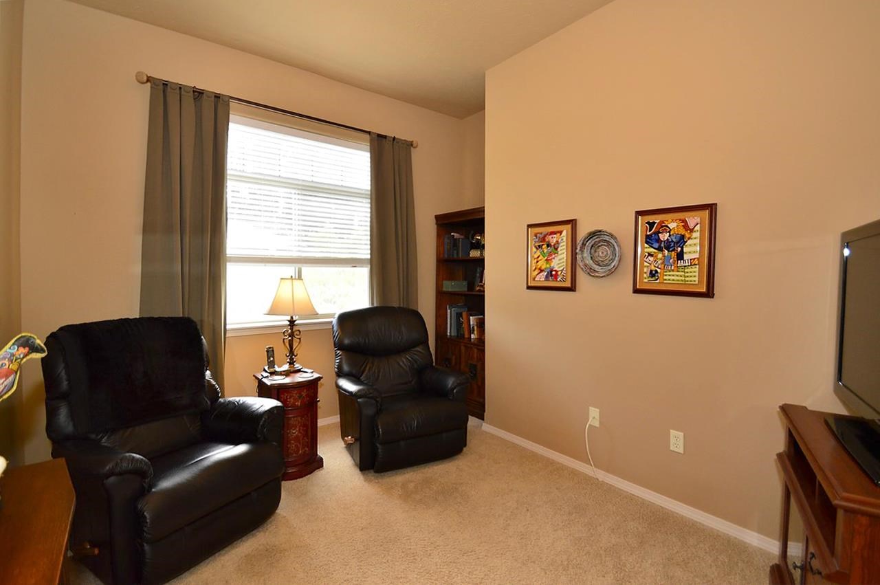 1702 S Lloyd Ln - Photo 11