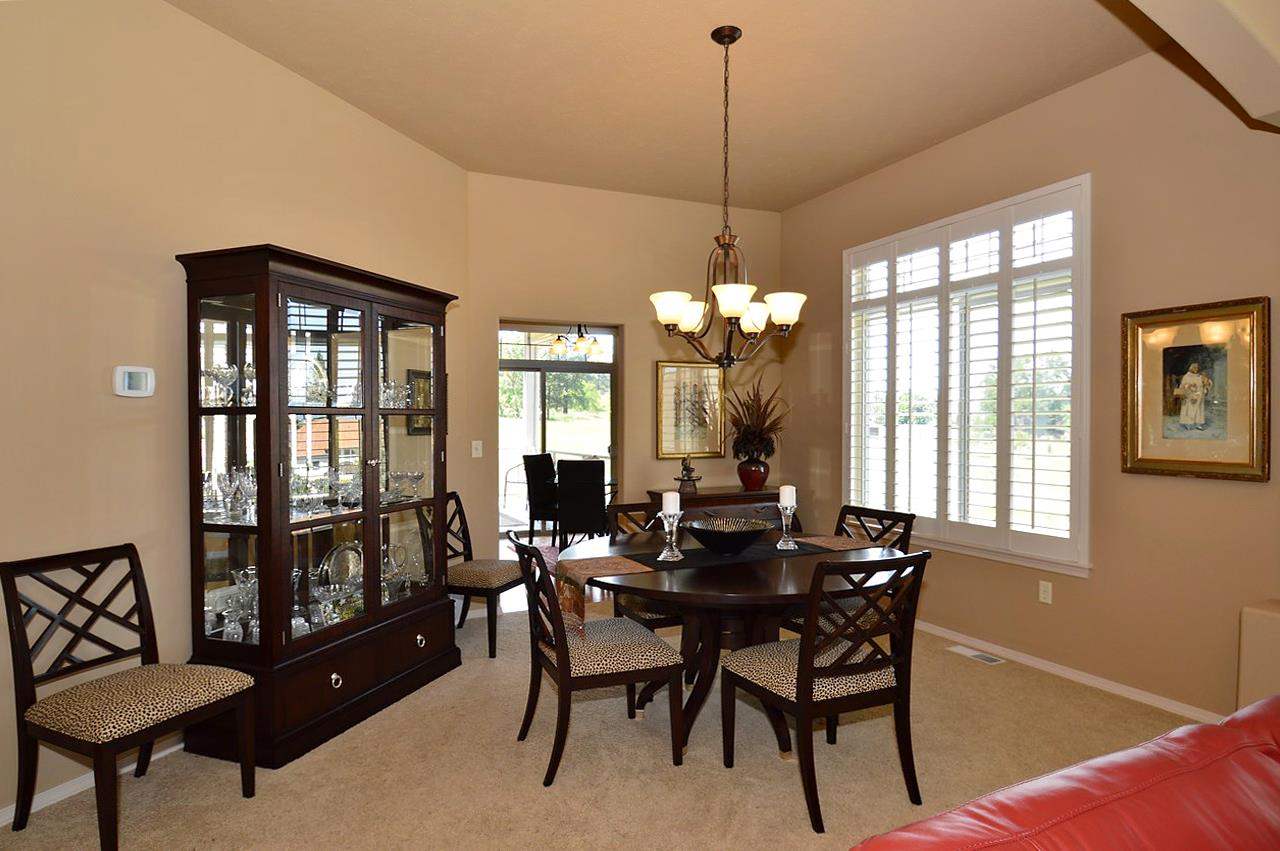 1702 S Lloyd Ln - Photo 6
