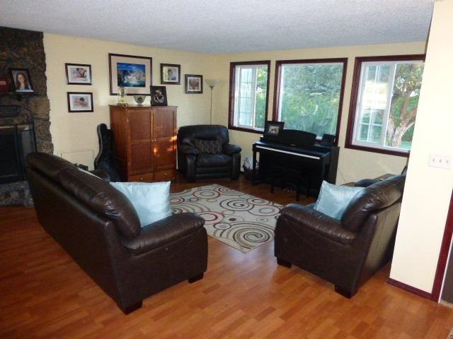 2209 S Calvin - Photo 7
