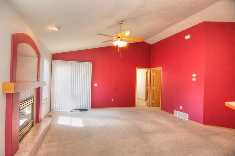 5003 W Prosperity Ln - Photo 2