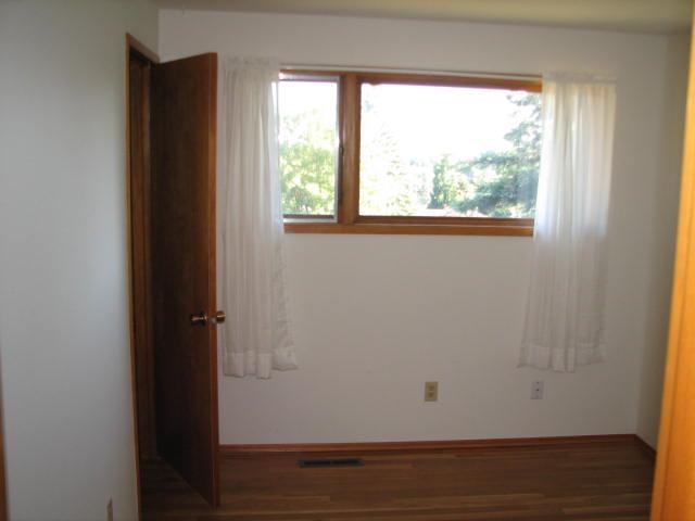 2311 W Woodside - Photo 9