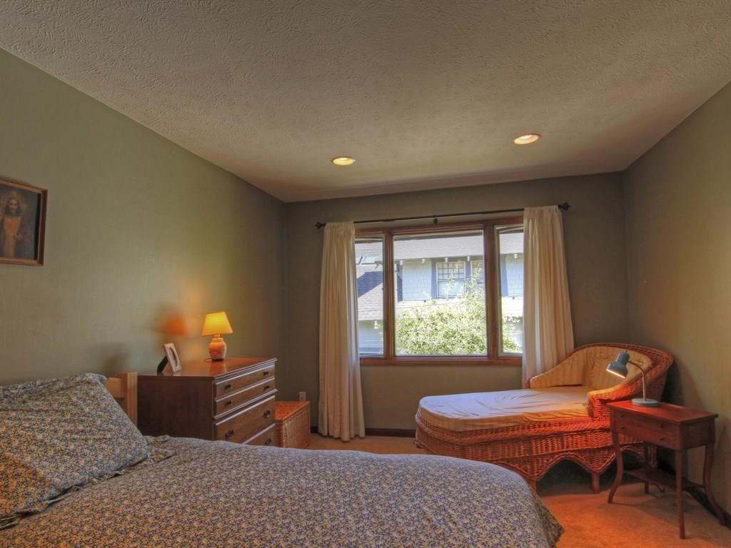 305 E 24th Ave - Photo 12