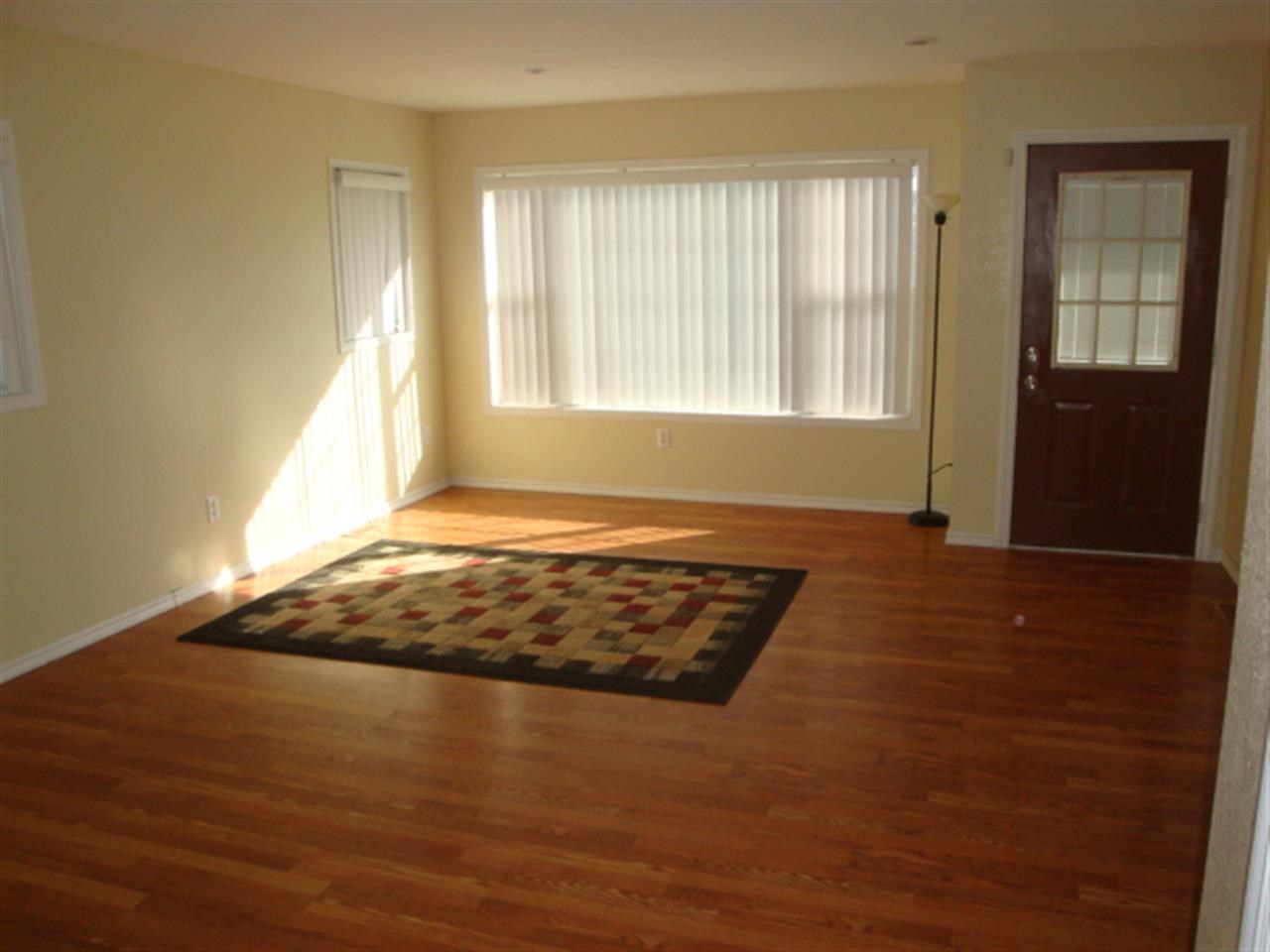 4727 N LACEY St - Photo 3