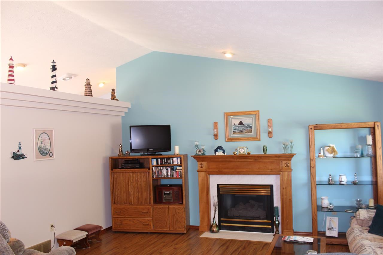 15702 N Freya - Photo 4