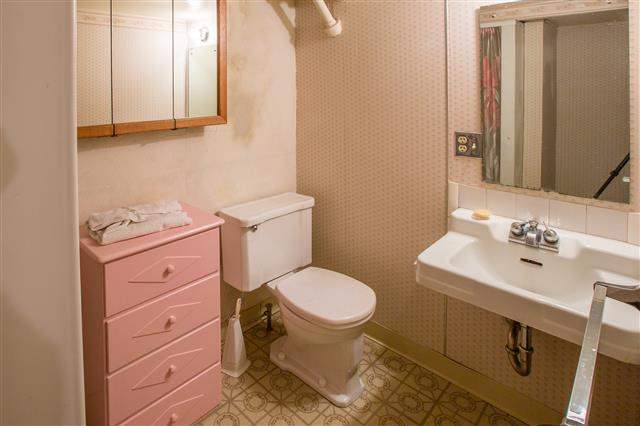 2412 E Girard Pl - Photo 17