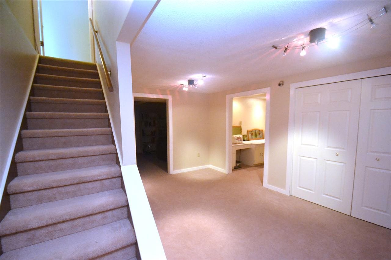 2907 S HOWARD St - Photo 17
