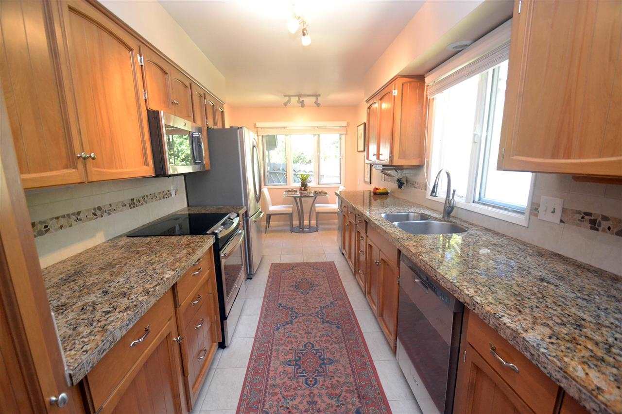 2907 S HOWARD St - Photo 5