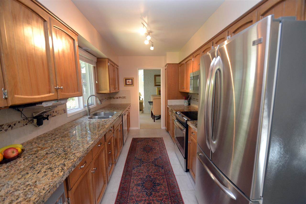 2907 S HOWARD St - Photo 6