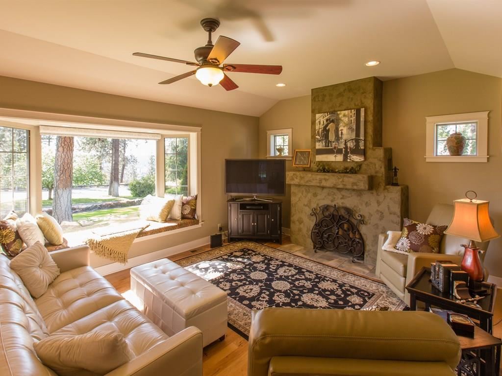 1221 W 22nd Ave - Photo 4