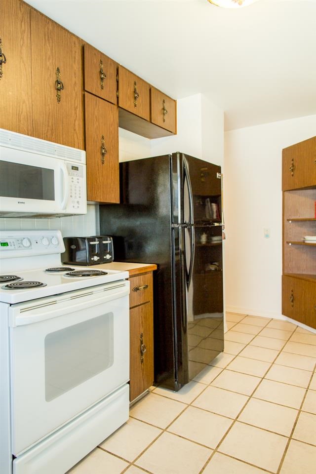 1118 E Queen Ave - Photo 3
