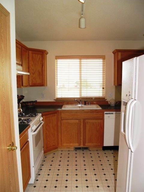 8601 E Bull Pine Ln - Photo 7