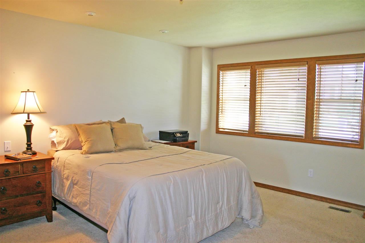 2614 W Howesdale Ct - Photo 10