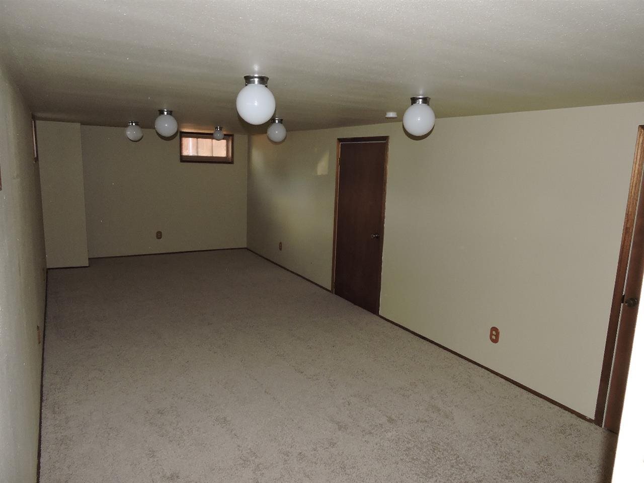 14209 E Longfellow - Photo 11