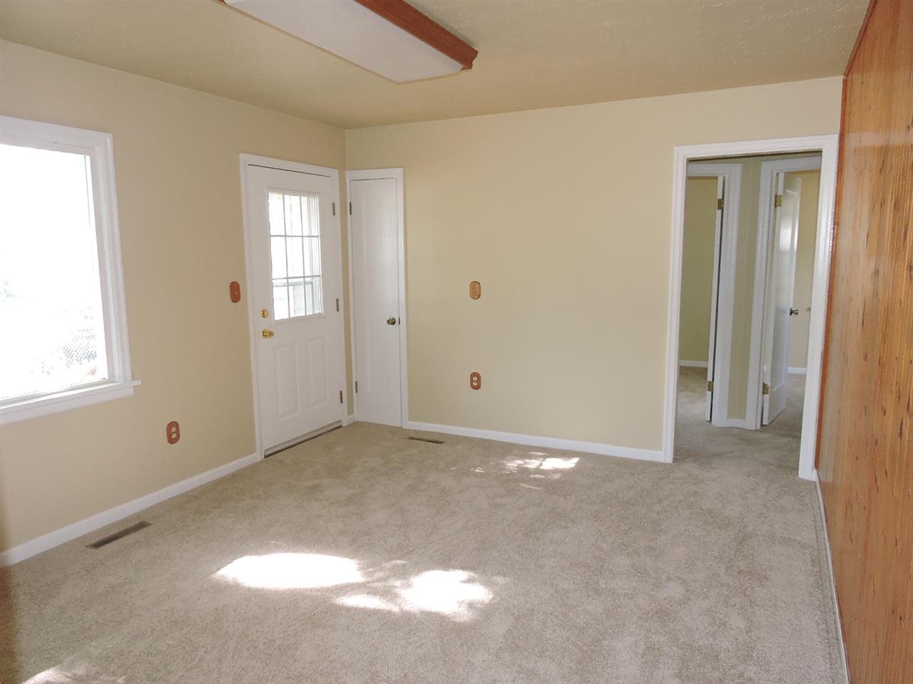 14209 E Longfellow - Photo 9