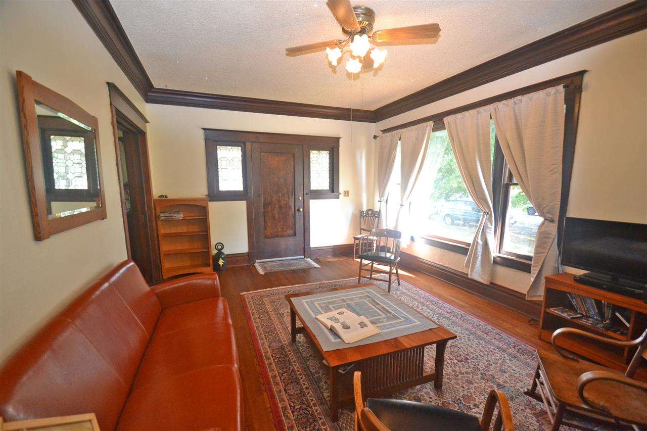 1847 E 12th - Photo 5