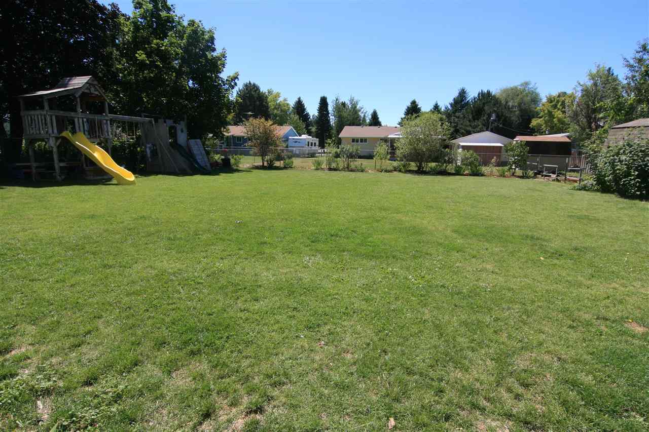 13720 E 16th Ave - Photo 14