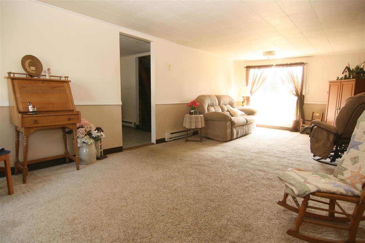 13720 E 16th Ave - Photo 3