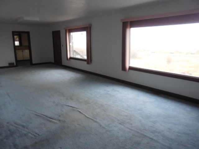 3098 5th Ave - Photo 4