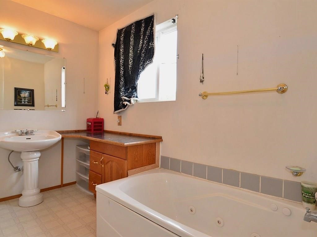 26905 E Eastland Ave - Photo 6
