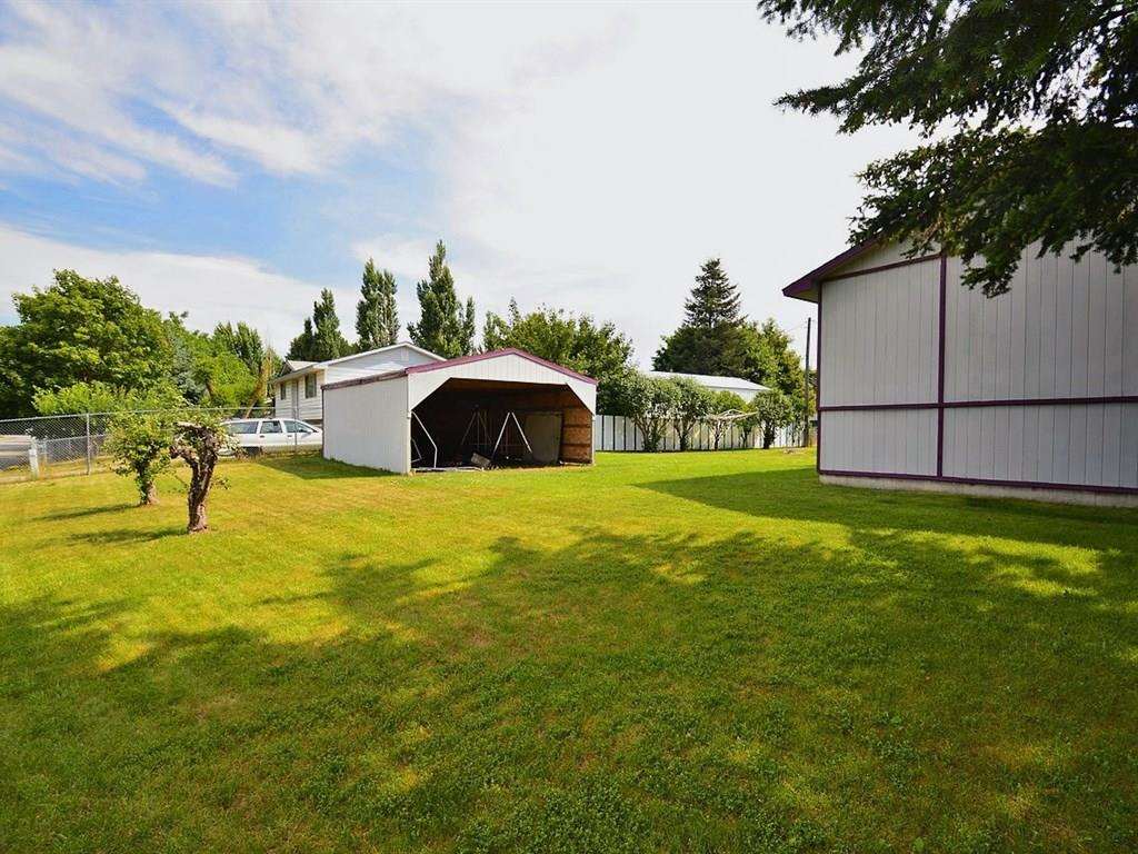 26905 E Eastland Ave - Photo 10