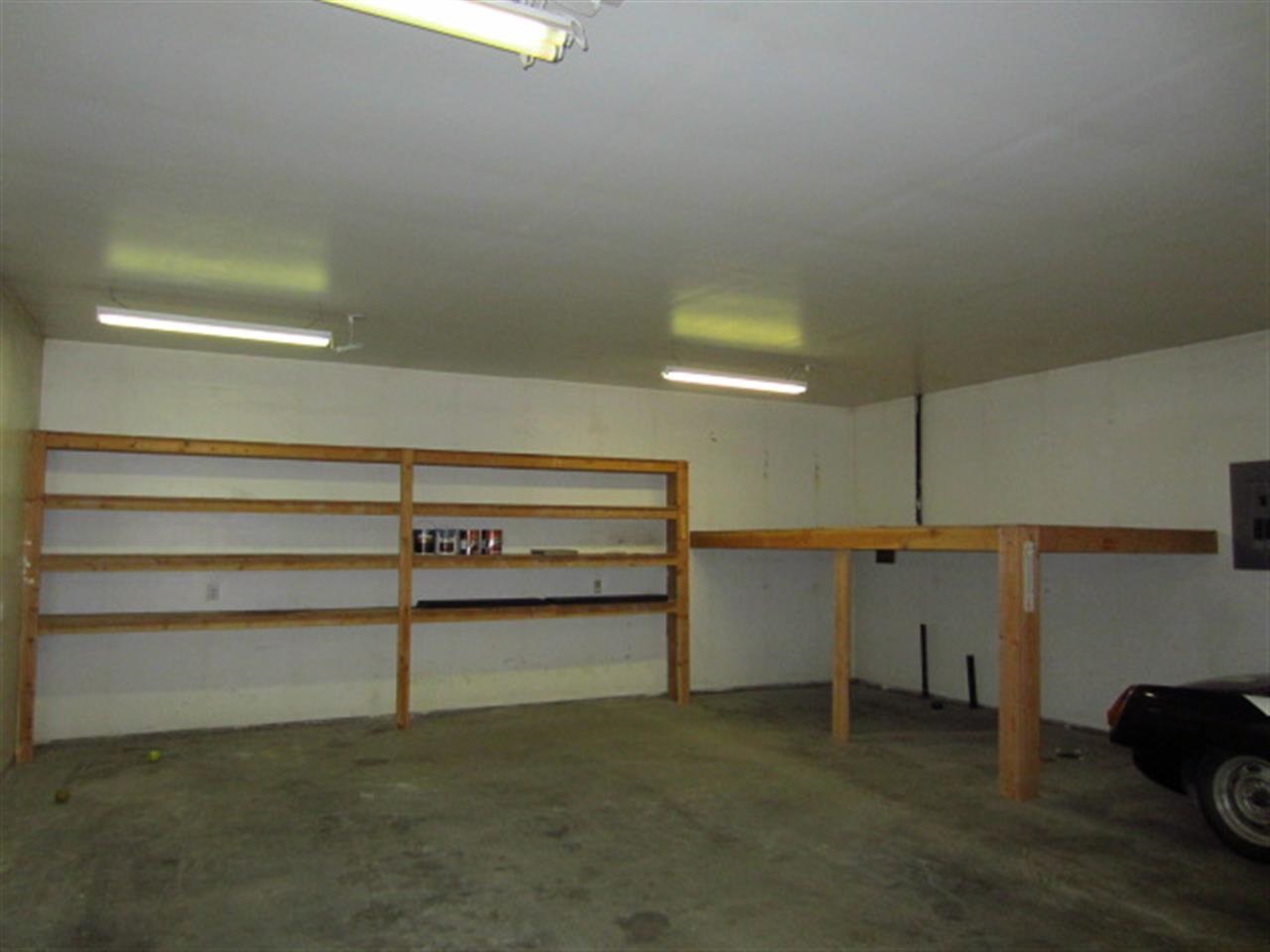 13923 E Broadway Ave - Photo 14