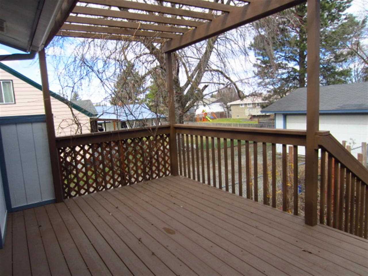 13923 E Broadway Ave - Photo 10