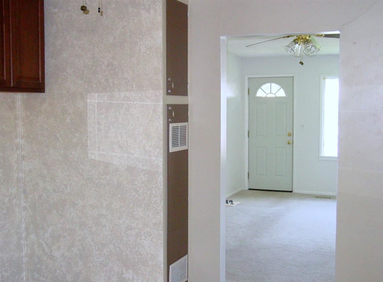 334 S Cedar St - Photo 3