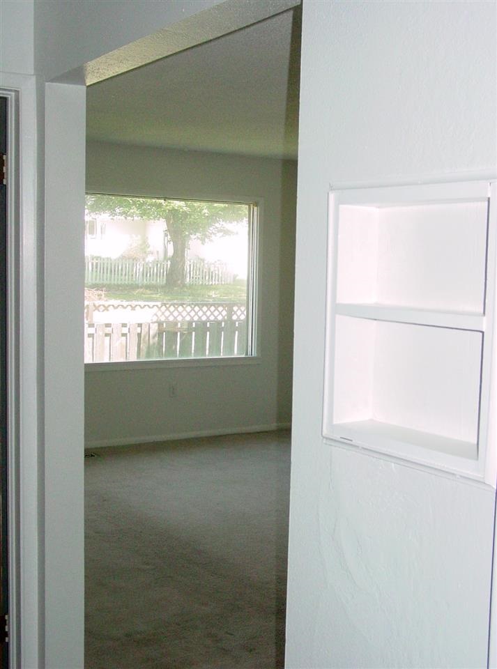 334 S Cedar St - Photo 5