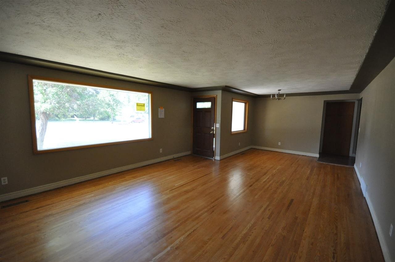 8812 N COUNTRY HOMES Blvd - Photo 3