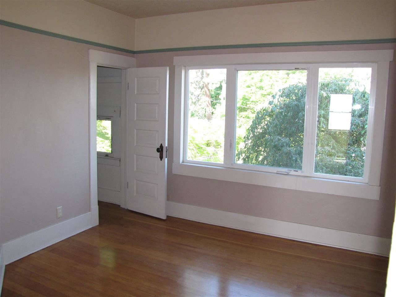 703 E 8th Ave - Photo 14