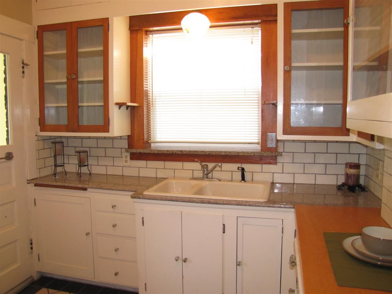 703 E 8th Ave - Photo 9