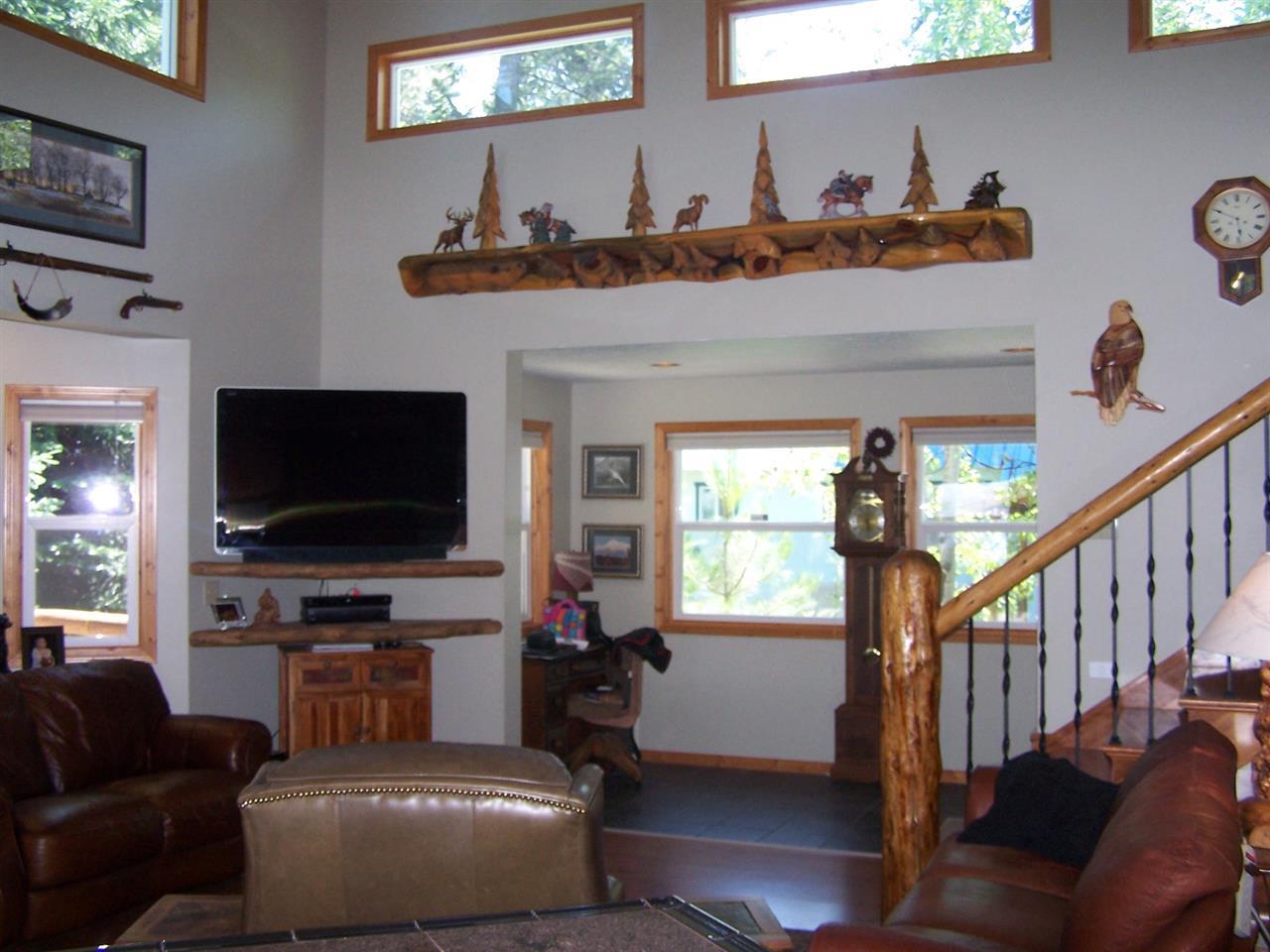 592 DAVIS Rd - Photo 3