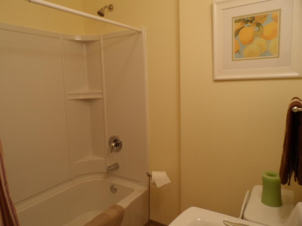 1017 E Indiana St - Photo 5