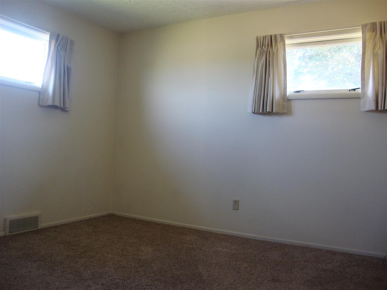7602 E Broadway Ave - Photo 12