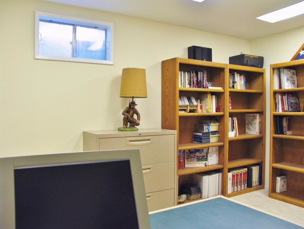 2111 S PINES Rd - Photo 13