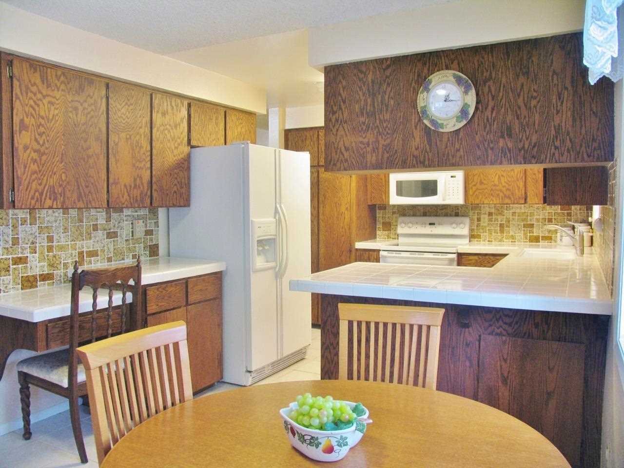 2111 S PINES Rd - Photo 5