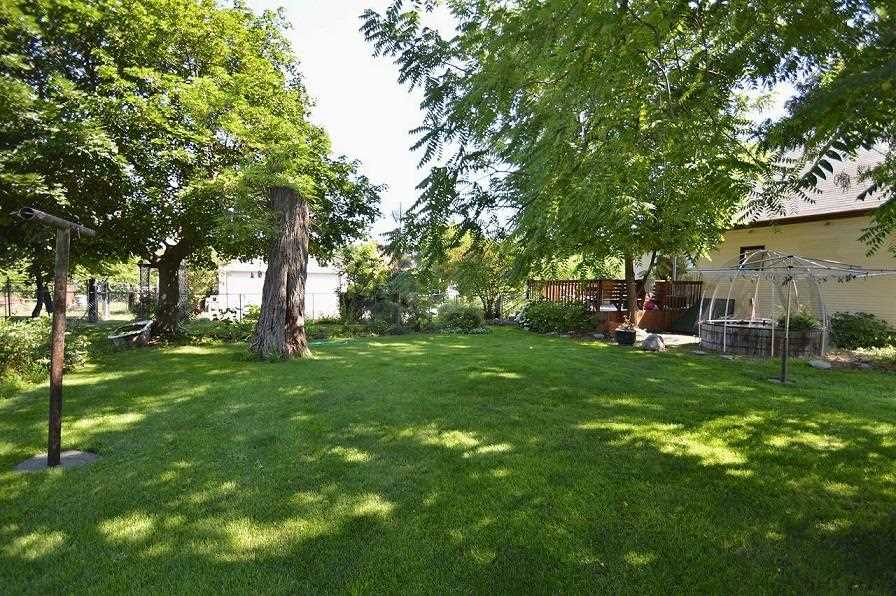1315 N Greenacres - Photo 19