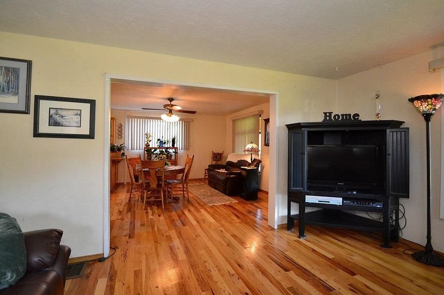 1315 N Greenacres - Photo 8