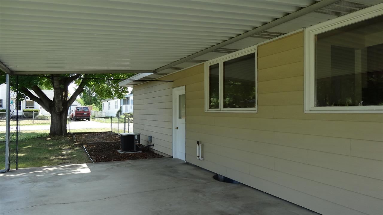 521 S Union - Photo 16