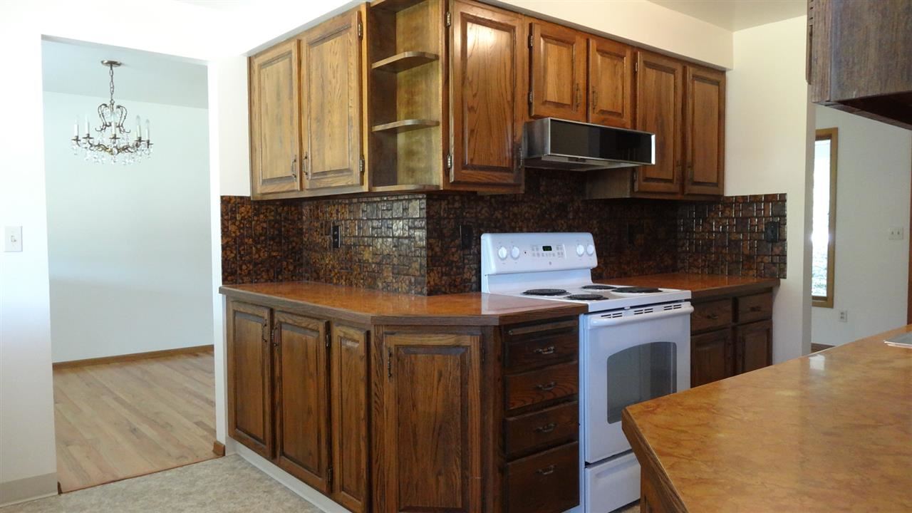 521 S Union - Photo 5