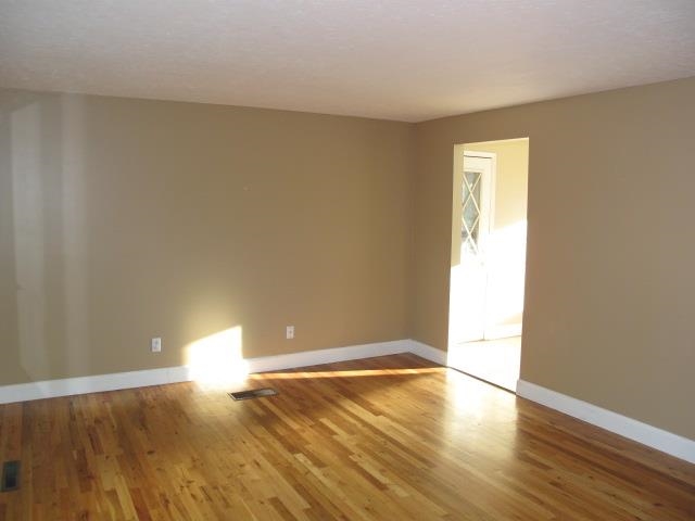 1406 S Skipworth  Road - Photo 4