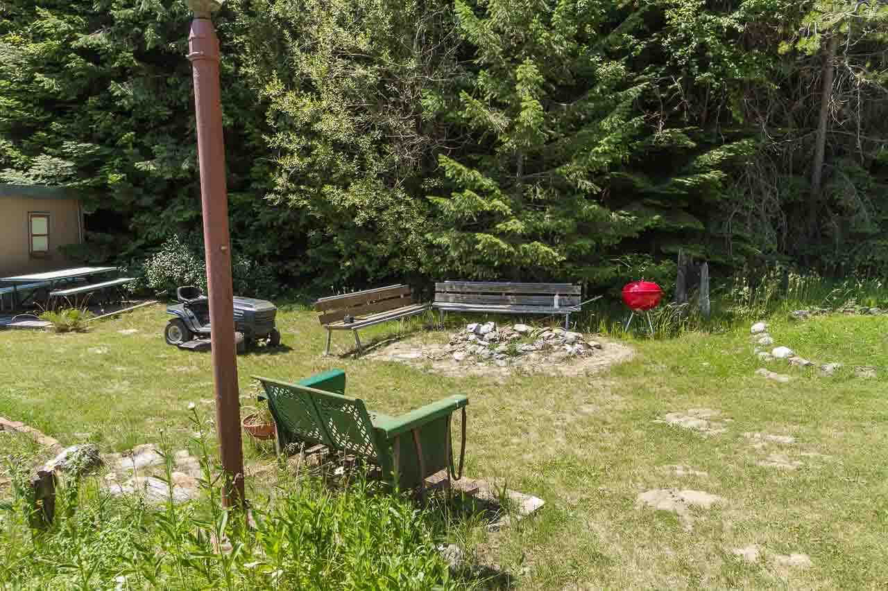 142 Cemetary Rd - Photo 18