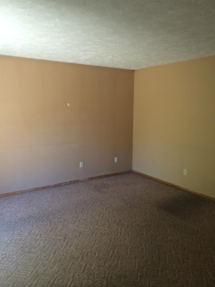 2108 E Lacrosse Ave - Photo 4