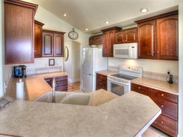 5220 N Corrigan - Photo 6