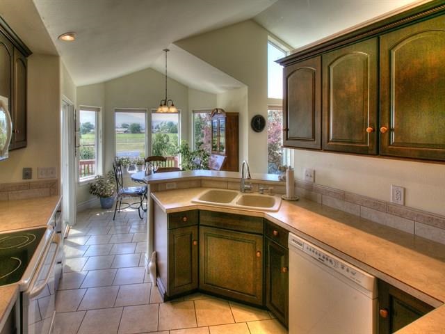 5220 N Corrigan - Photo 7