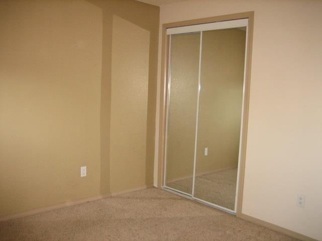 11226 E 33rd Ave - Photo 7