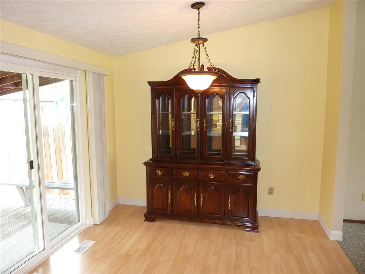 122 E HOUGHTON Ave - Photo 4
