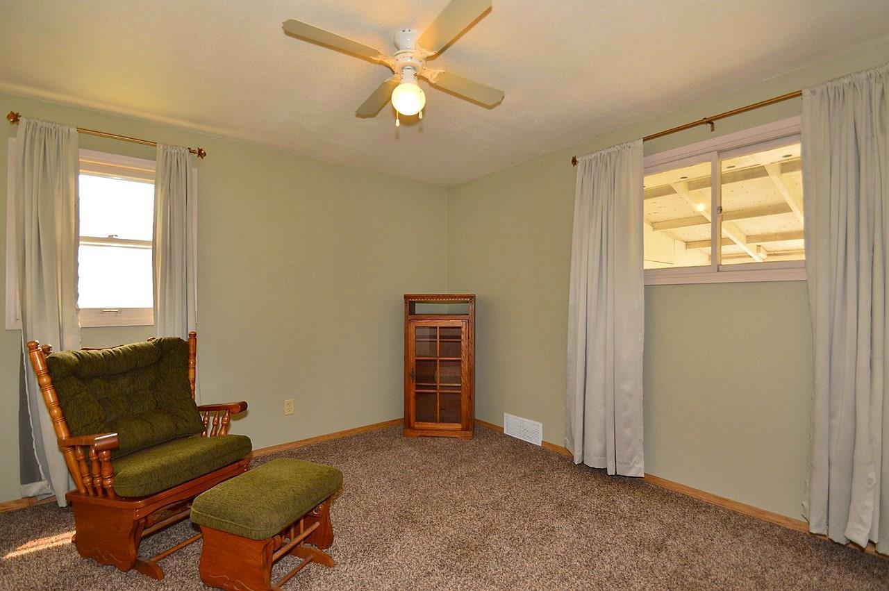 5723 N Fotheringham St - Photo 10