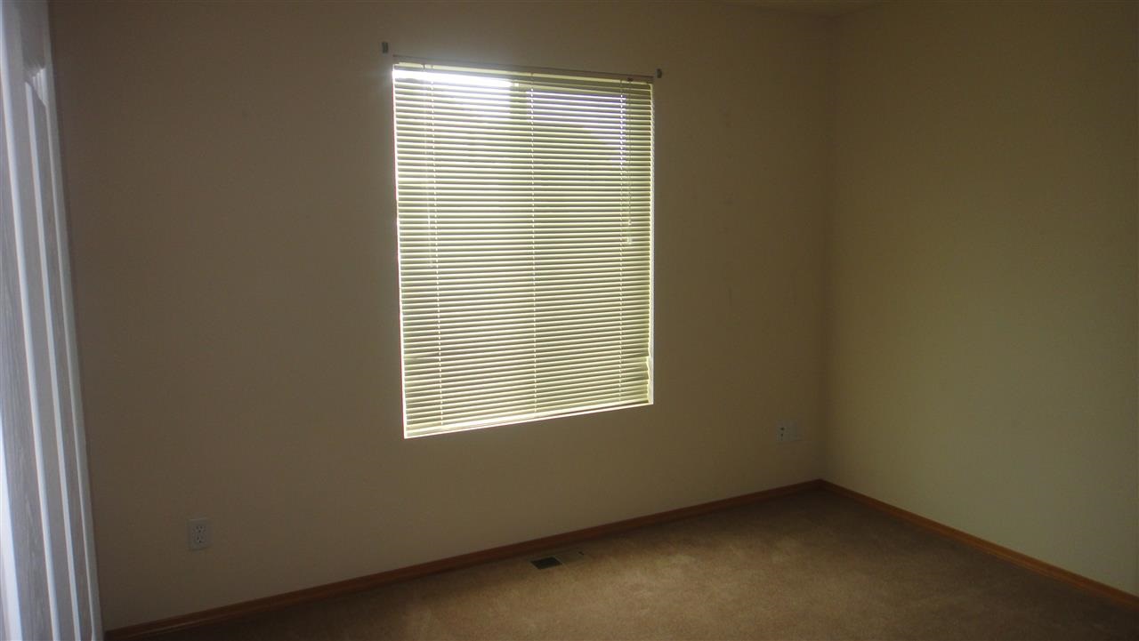 3310 Meadow Glen - Photo 19